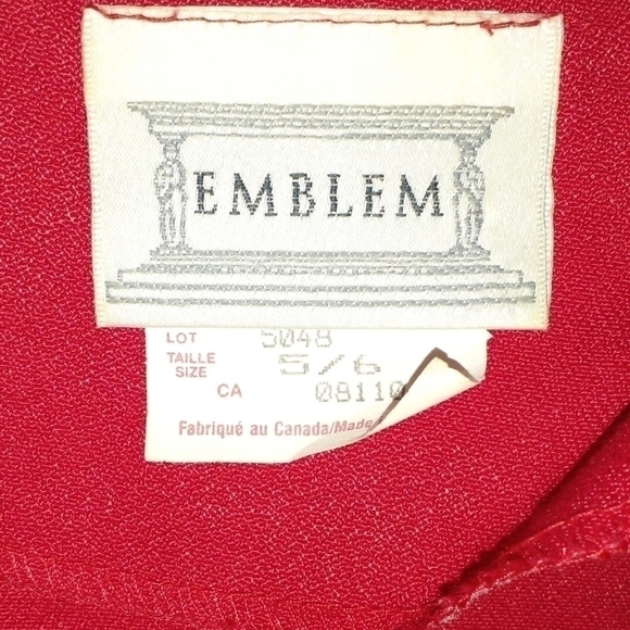 Vintage Women's Red Overcoat Black Velvet Trim Size 5/6 - Picture 4 of 4